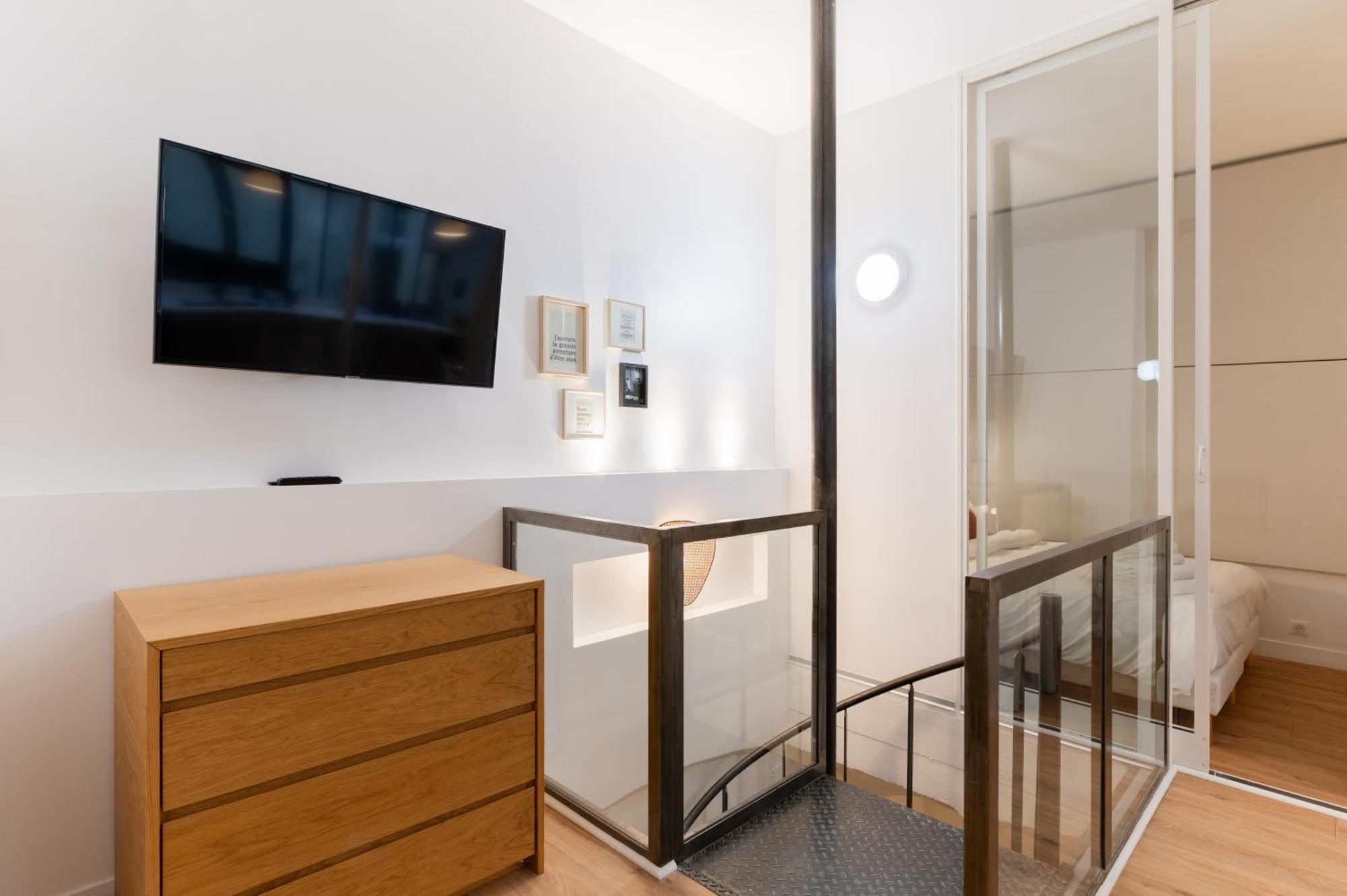 St Germain Sartre Chicsuites Paris Exterior foto