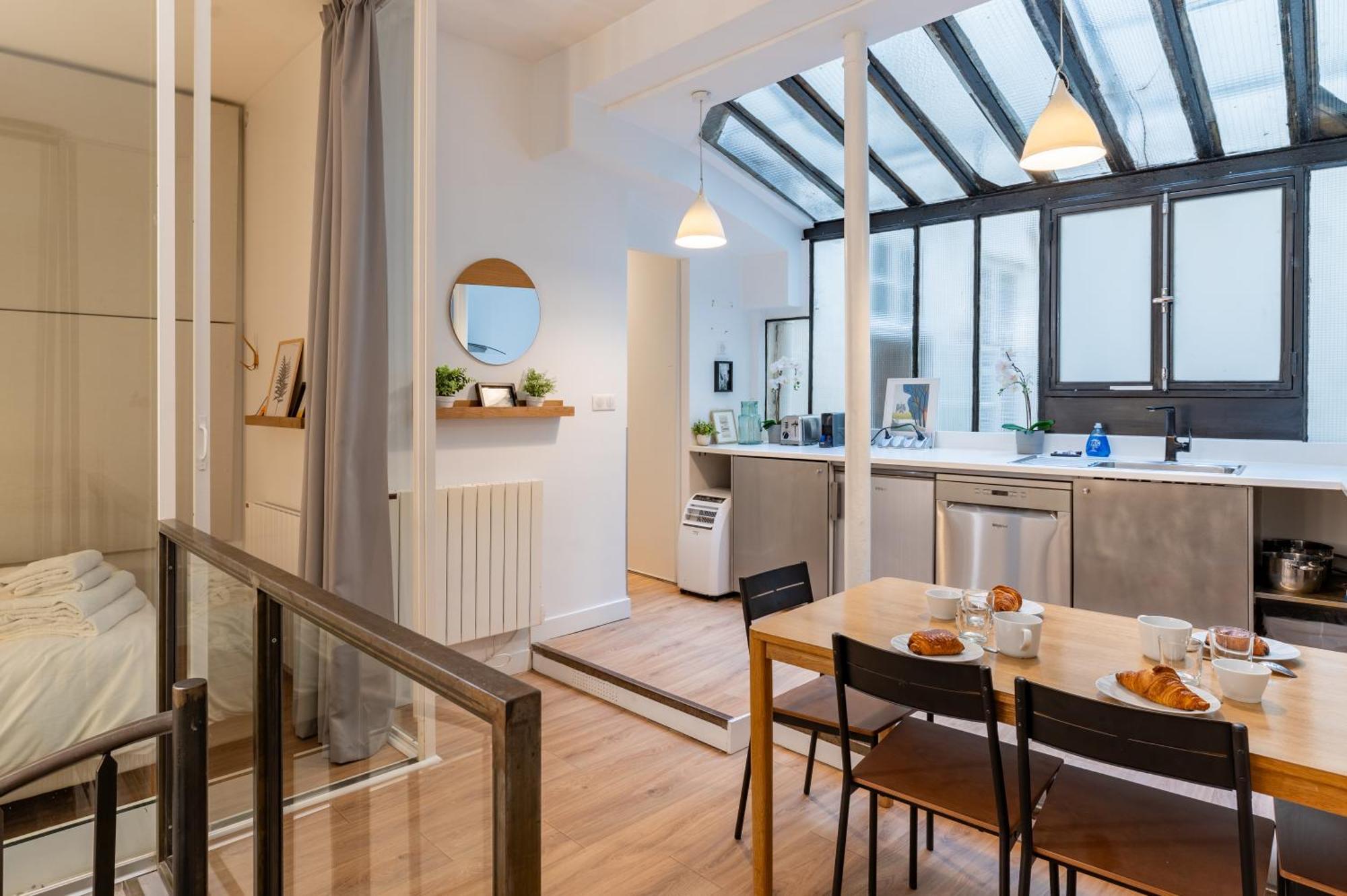 St Germain Sartre Chicsuites Paris Exterior foto