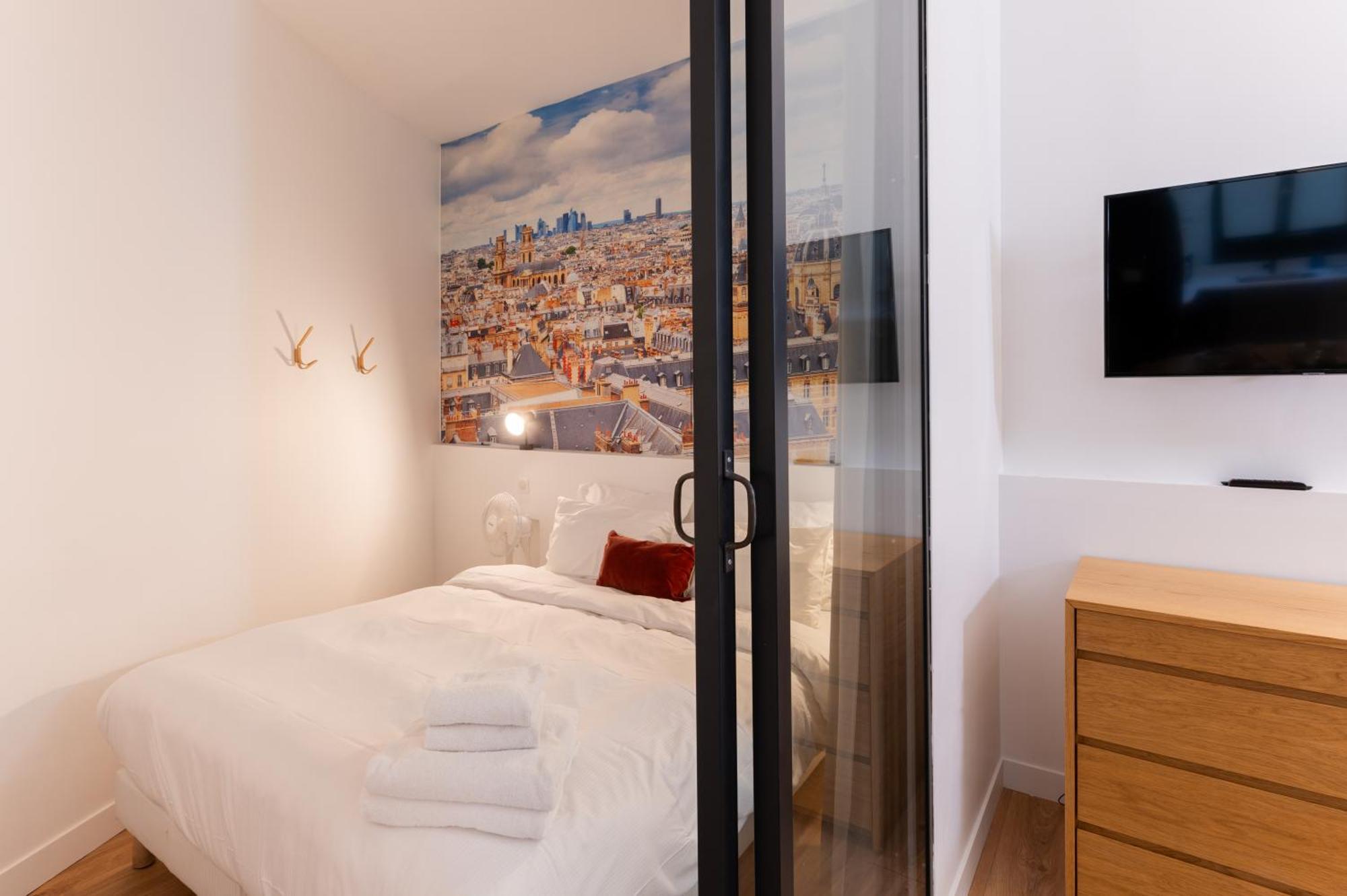 St Germain Sartre Chicsuites Paris Exterior foto