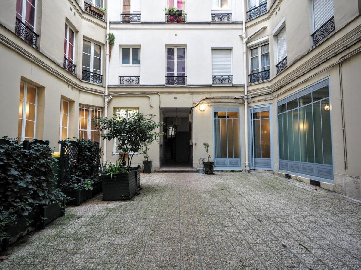 St Germain Sartre Chicsuites Paris Exterior foto